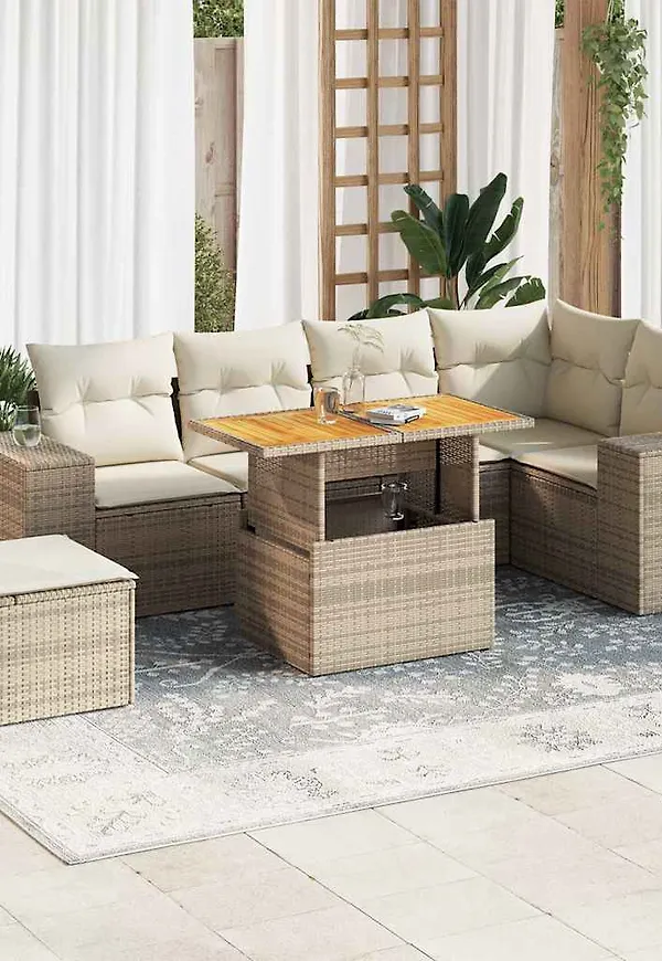 Beige matbord som passar perfekt till sommaren 2025!