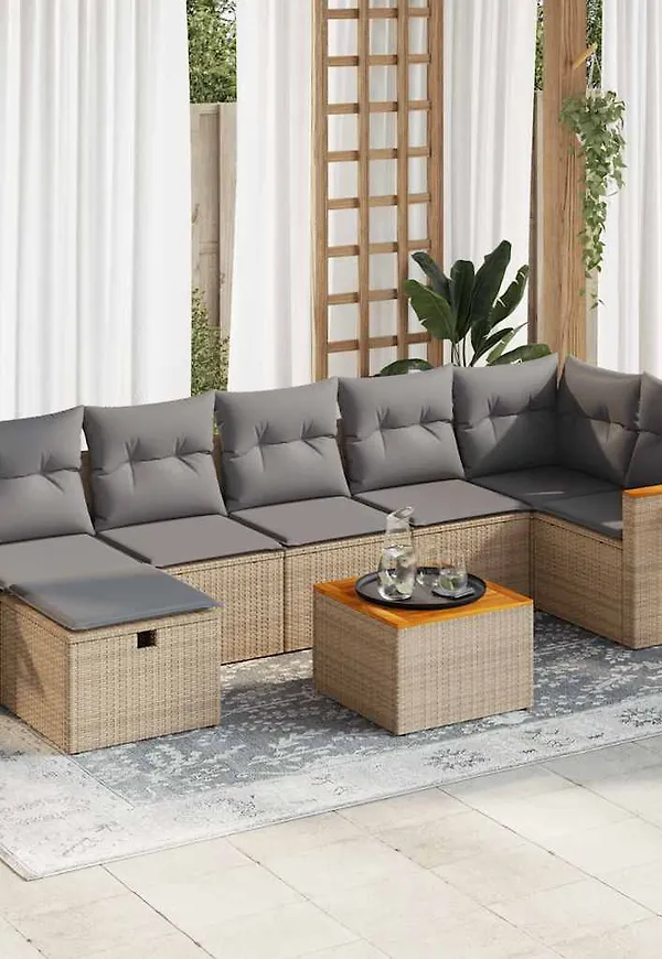 Snygg bord som passar bra vid många olika tillfällen.