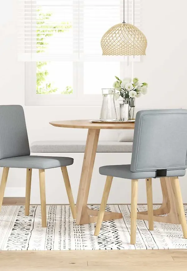 Superfin Stol som passar bra vid många olika tillfällen.