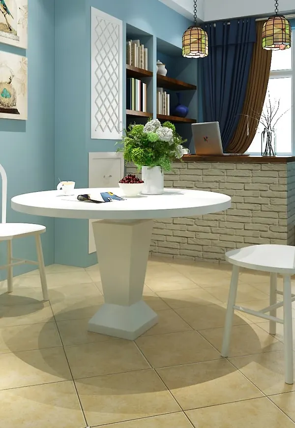 Vit matstol som passar perfekt till hösten 2025!