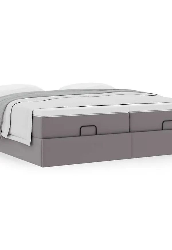 Skön Säng som passar bra vid många olika tillfällen.