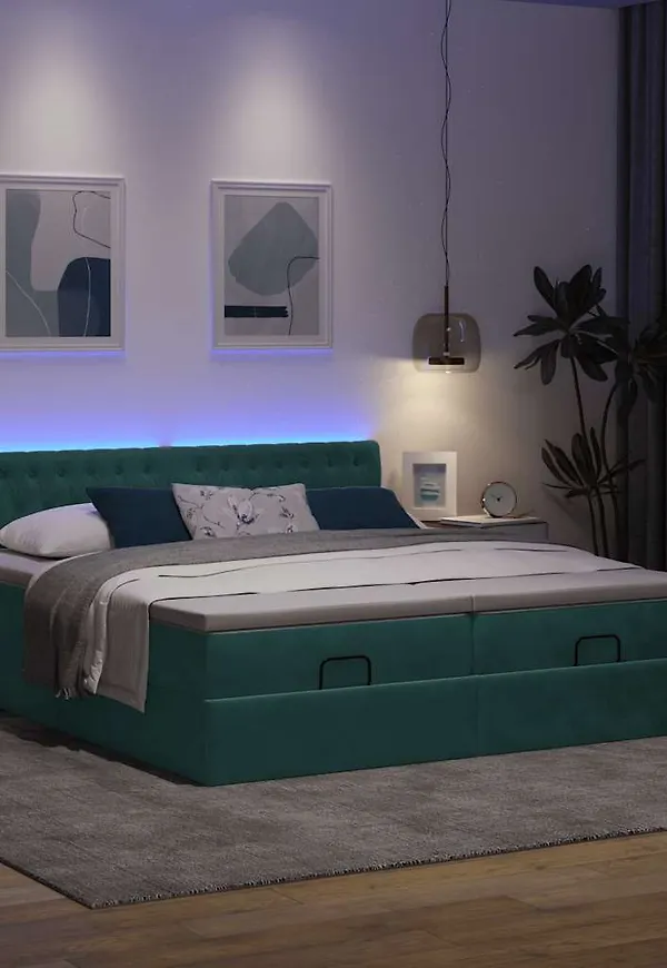 Otroligt fin Säng som passar bra vid många olika tillfällen.