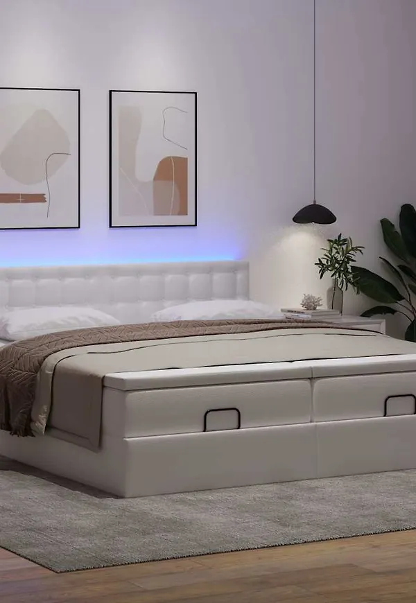 Elegant Säng som passar bra vid många olika tillfällen.