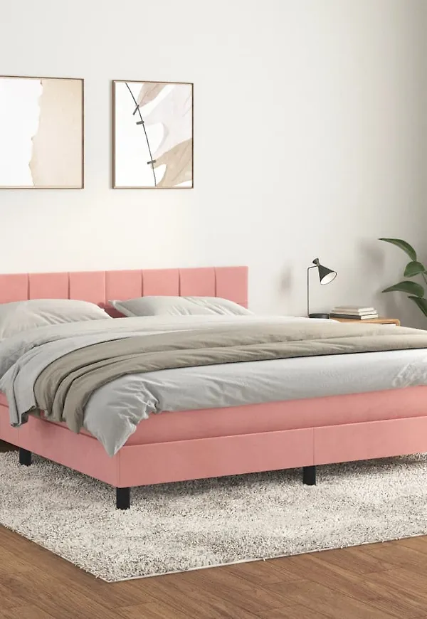 Cool Säng som passar bra vid många olika tillfällen.