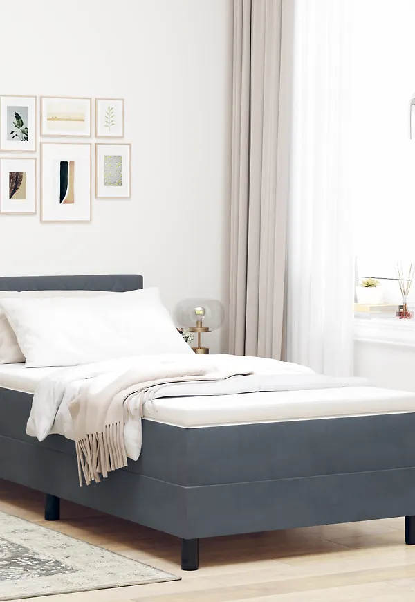 Grå enkelsäng som passar perfekt till hösten 2025!