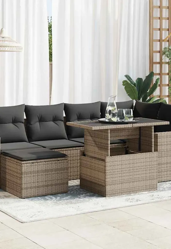 Riktigt fin bord som passar bra vid många olika tillfällen.