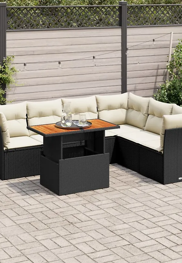 Smickrande bord som passar bra vid många olika tillfällen.