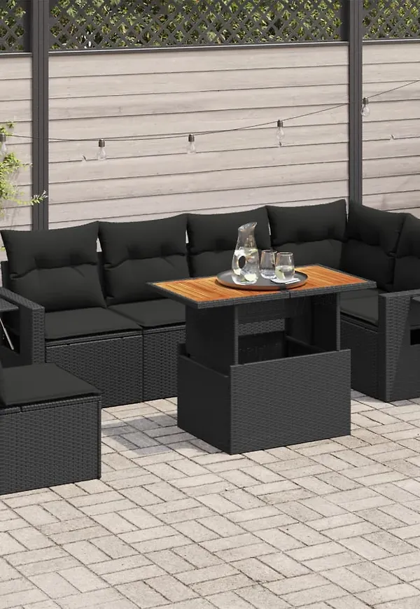 Riktigt fin bord som passar bra vid många olika tillfällen.