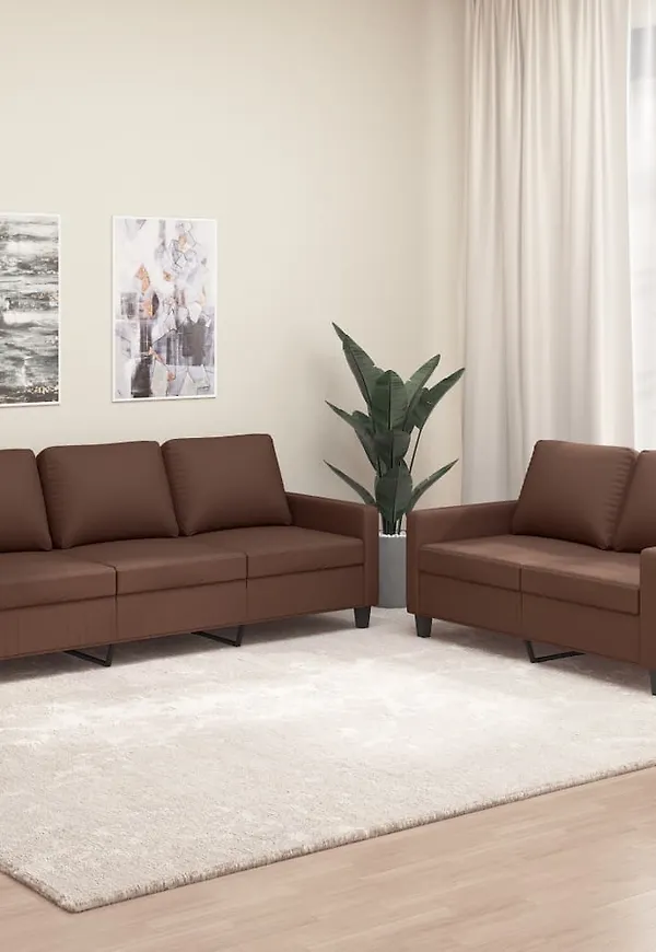 Moderiktig Soffa som passar bra vid många olika tillfällen.