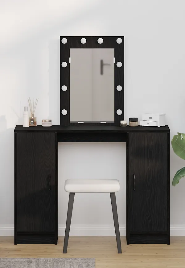 Trendig bord som passar bra vid många olika tillfällen.