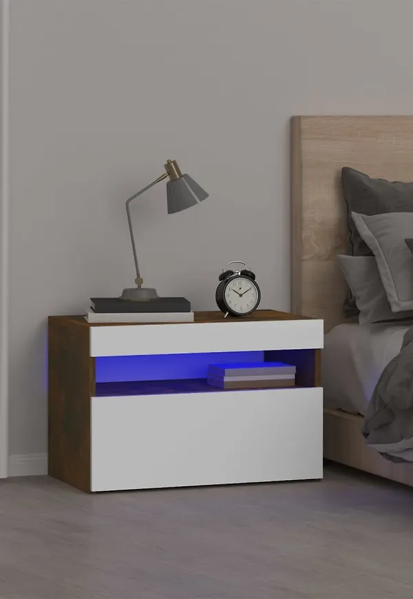 Cool bord i brun färg gjord i ek.