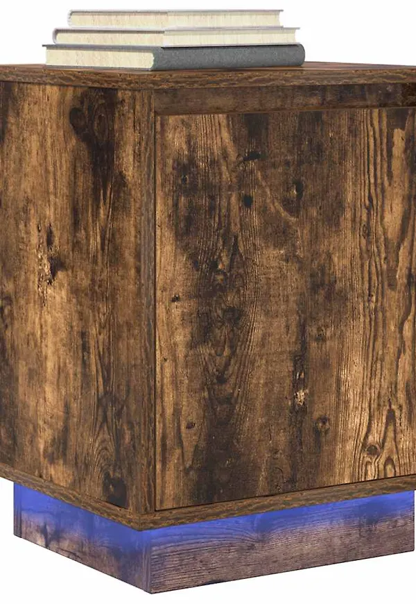 Sängbord i ek som passar perfekt till sommaren 2025!