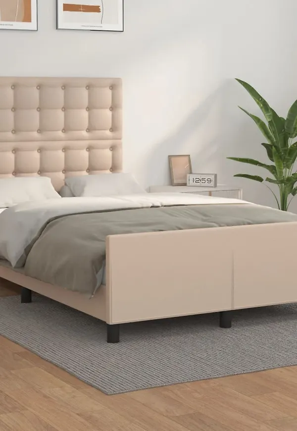 Supersnygg Säng som passar bra vid många olika tillfällen.