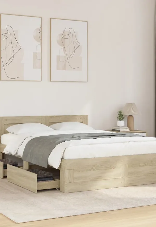 Klassisk Säng som passar bra vid många olika tillfällen.