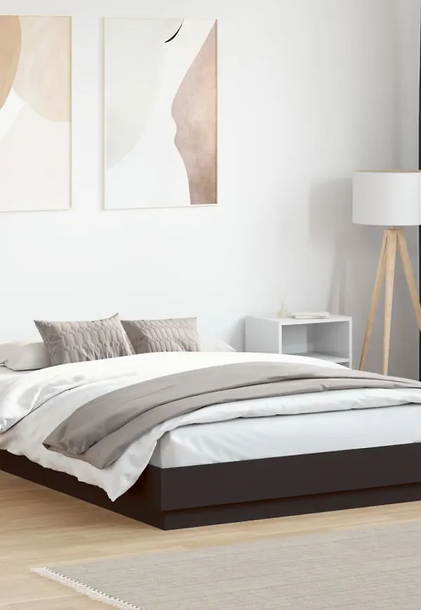 Fantastiskt snygg Ram som passar bra vid många olika tillfällen.