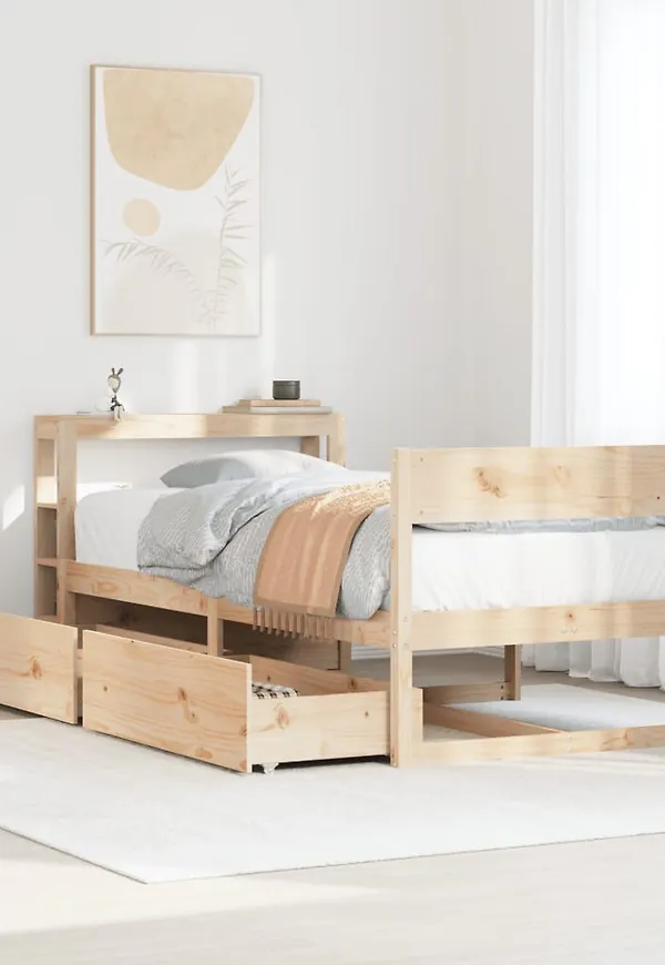 Otroligt fin Säng som passar bra vid många olika tillfällen.