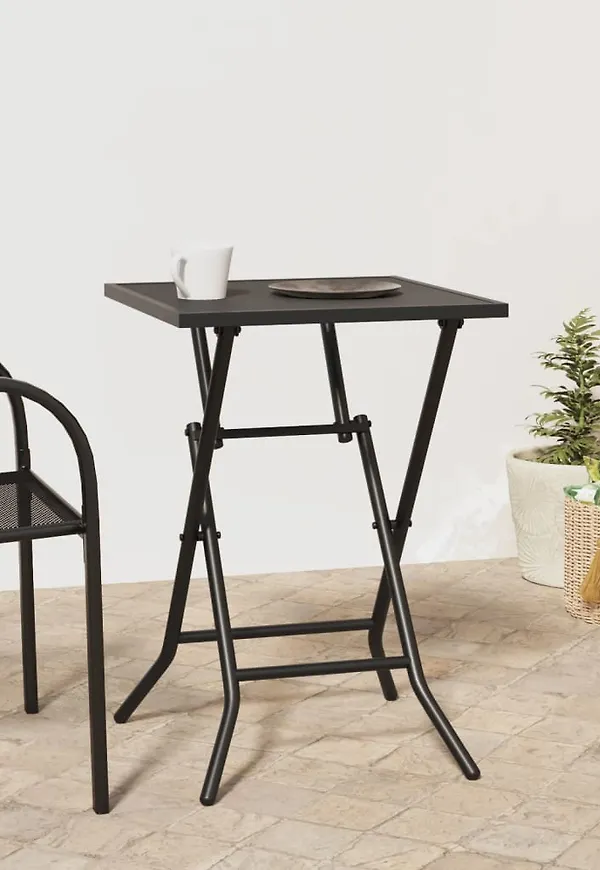 Snygg bord som passar bra vid många olika tillfällen.