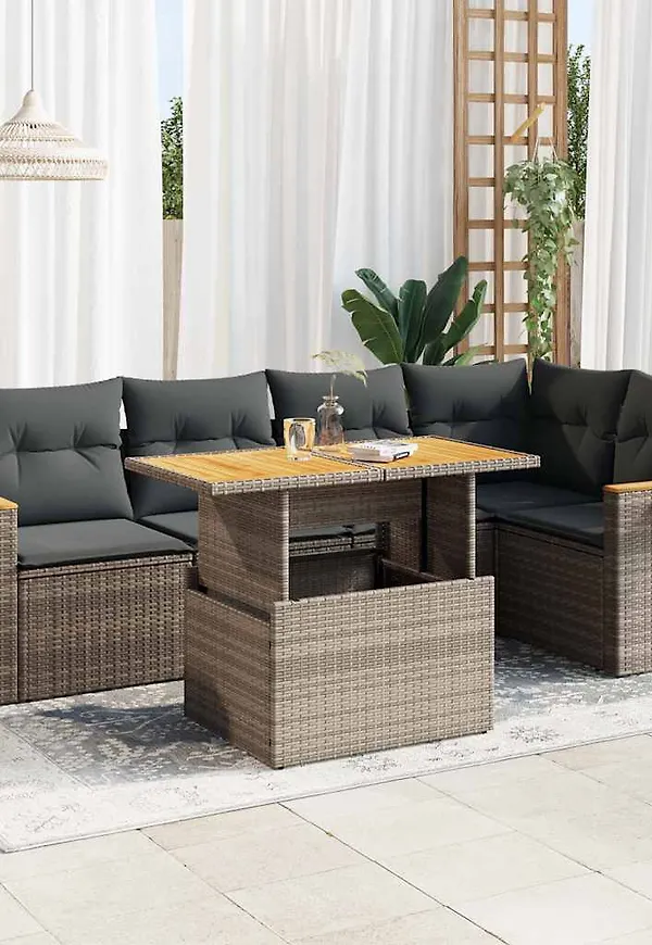 Stilren bord som passar bra vid många olika tillfällen.