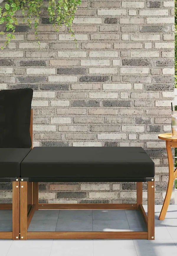 Riktigt snygg Möbel som passar bra vid många olika tillfällen.