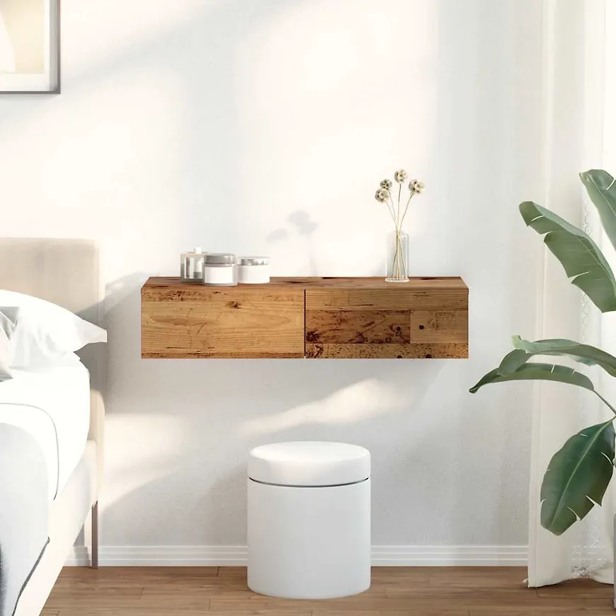 Brun vägghylla som passar perfekt till sommaren 2025!