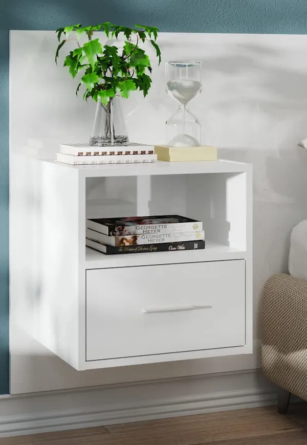 Vit sängbord som passar perfekt till hösten 2025!