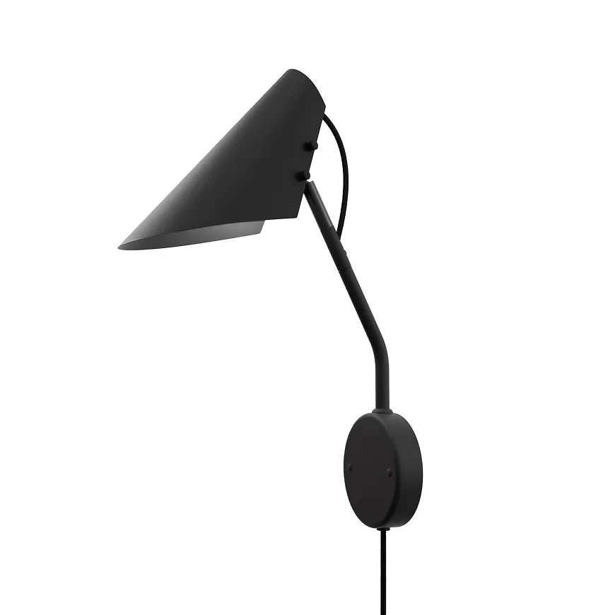 Trendig svart vägglampa 2025 från Belid.