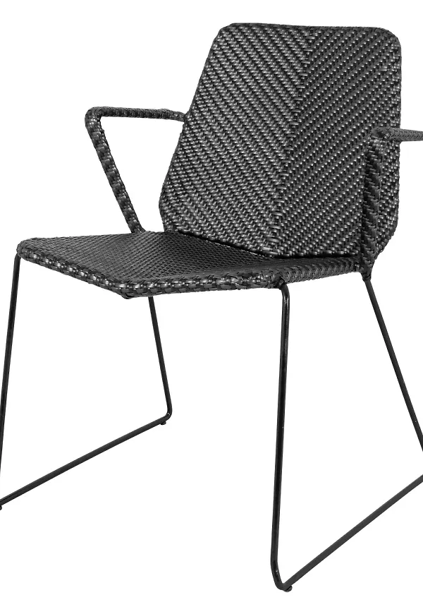 Elegant stol 2025 från Cane-Line.