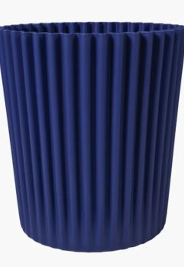 Skön blomkruka 2025 från Forms & Objects.