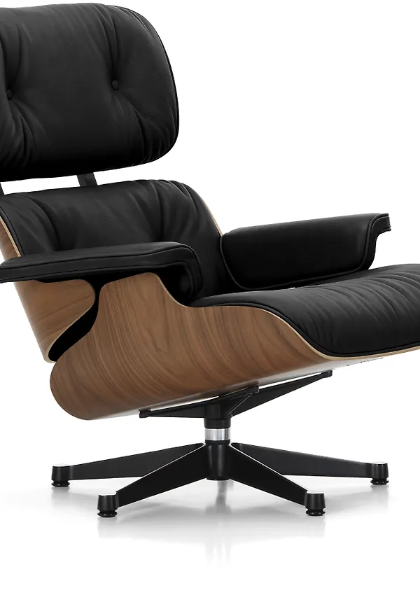 Mysig fåtölj i läder från Vitra.