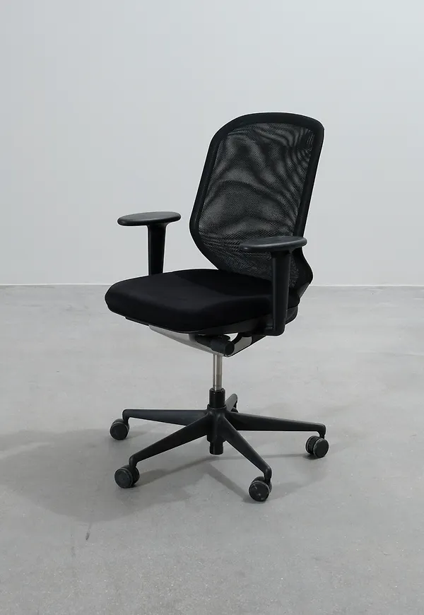 Cool kontorsstol 2025 från Vitra.