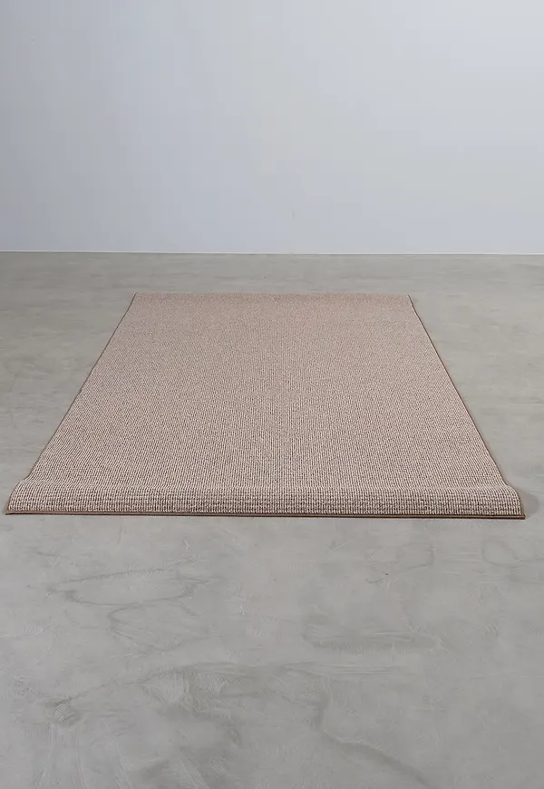 VM Carpet matta som passar perfekt till sommaren 2025!