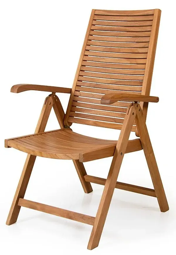 Elegant Stol som passar bra vid många olika tillfällen.