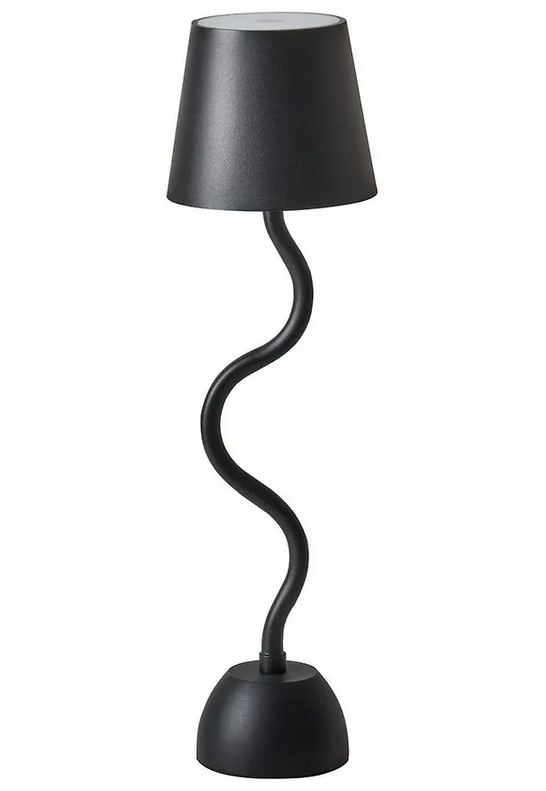 Söt utomhuslampa i svart färg gjord i aluminium.
