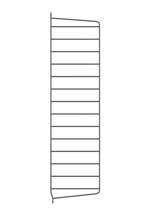 Snygg kryddhylla 2025 från String Furniture.