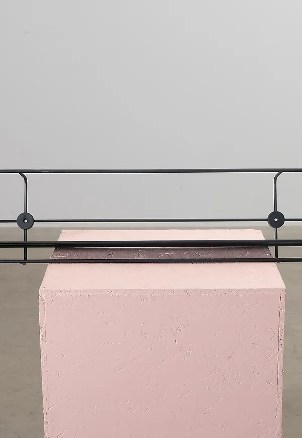 Riktigt fin Hylla som passar bra vid många olika tillfällen.