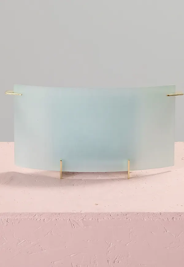 Moderiktig Lampa som passar bra vid många olika tillfällen.