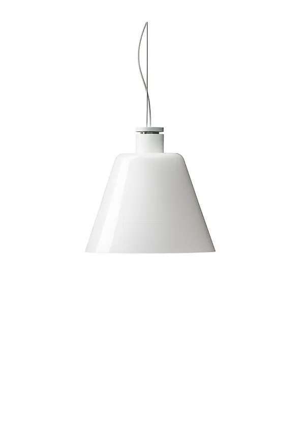 Fantastiskt snygg aluminiumlampa i vitt från Wastberg+.