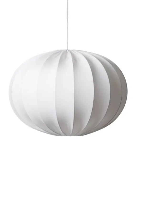 Riktigt snygg Lampa som passar bra vid många olika tillfällen.