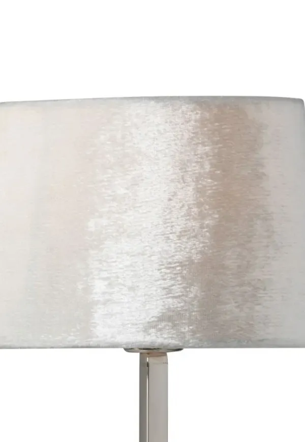Jättesnygg beige lampa 2024 från watt & VEKE.