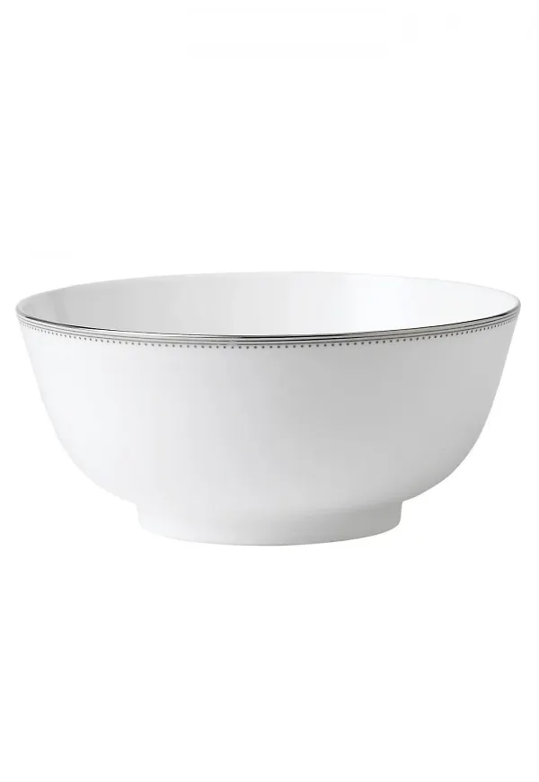 Otroligt snygg salladsskål i vitt från Wedgwood.