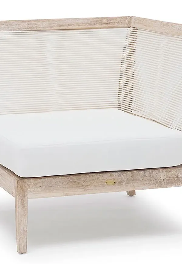 Komfortabel teakutemöbel 2025 från Hillerstorp.