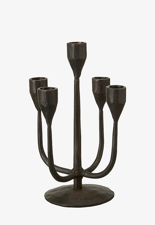 Komfortabel ljusstake i svart från Wikholm Form.