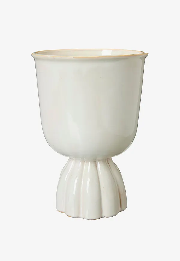 Riktigt trendig vit kruka 2026 från Wikholm Form.