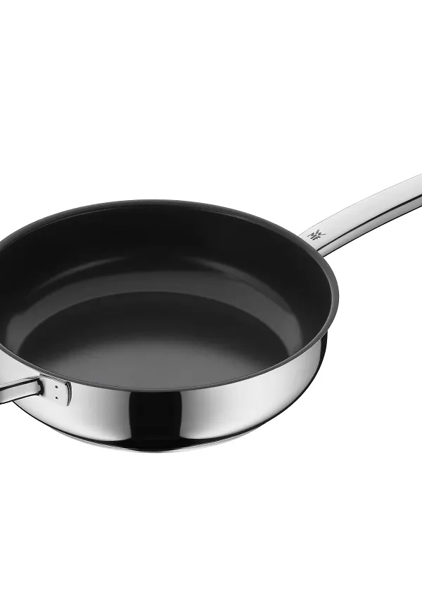 Silverfärgad WMF-traktörpanna i cool modell.