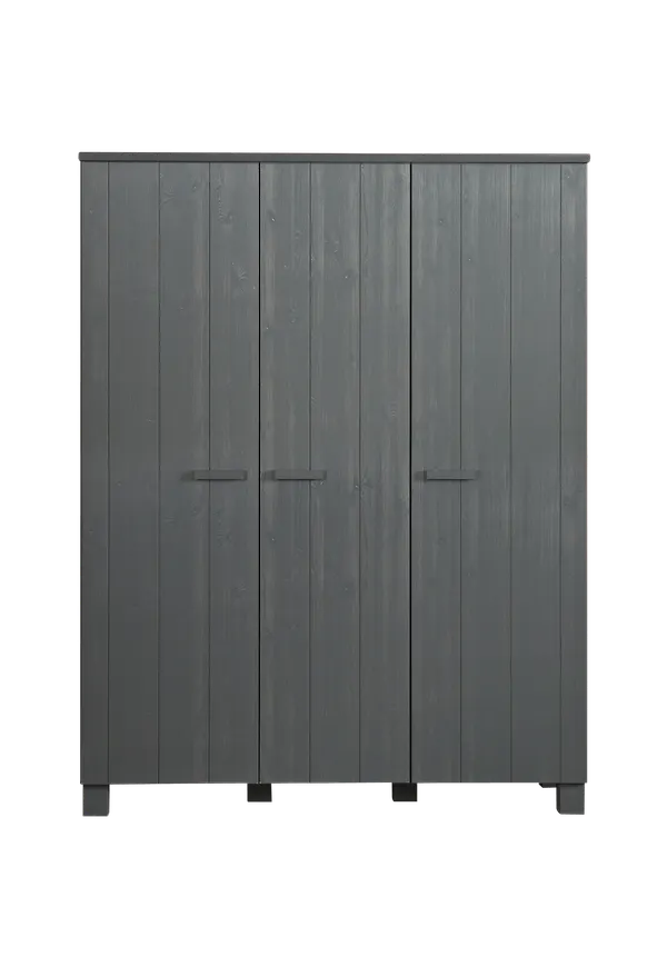 Vacker garderob 2025 från WOOOD.