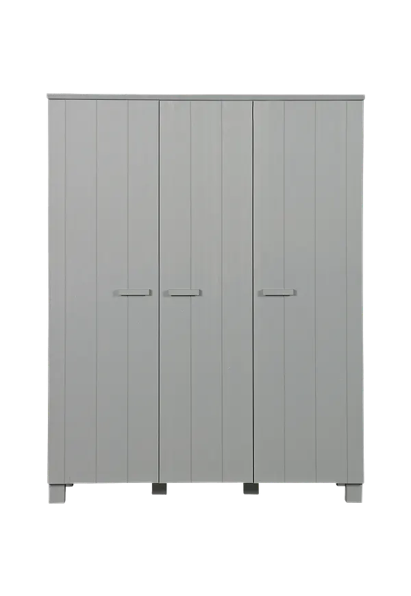 Klassisk garderob 2025 från WOOOD.