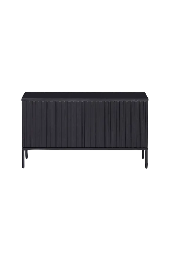 Skön dörr i svart från WOOOD.