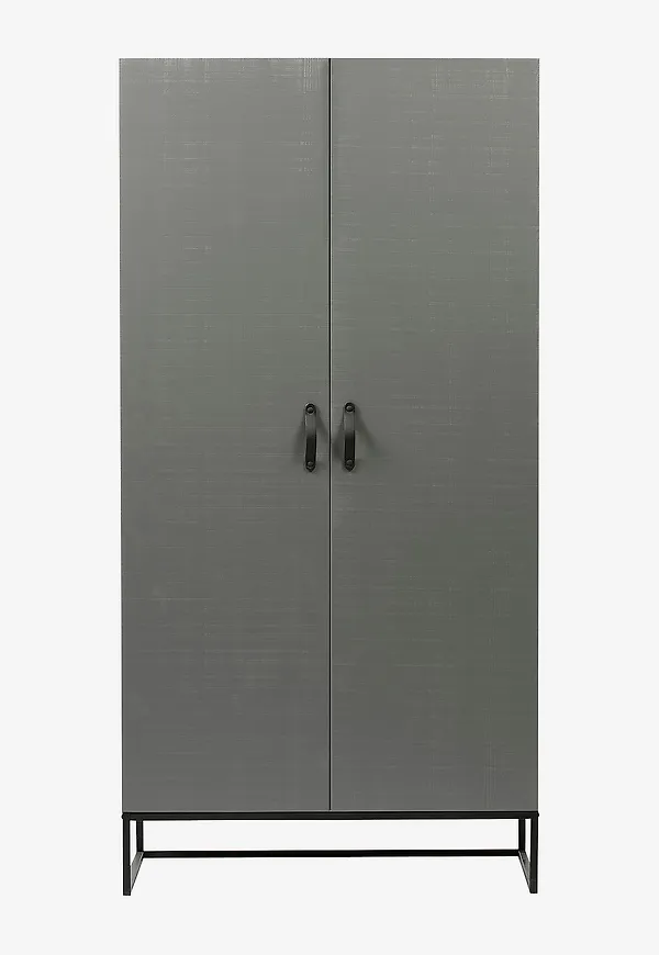 Trendig garderob i grått från WOOOD.