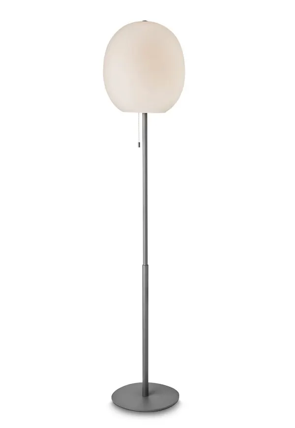 Riktigt fin Lampa som passar bra vid många olika tillfällen.