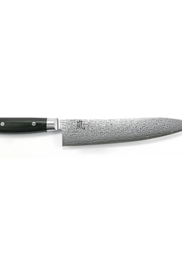 Härlig kockkniv i silverfärgade från Yaxell.